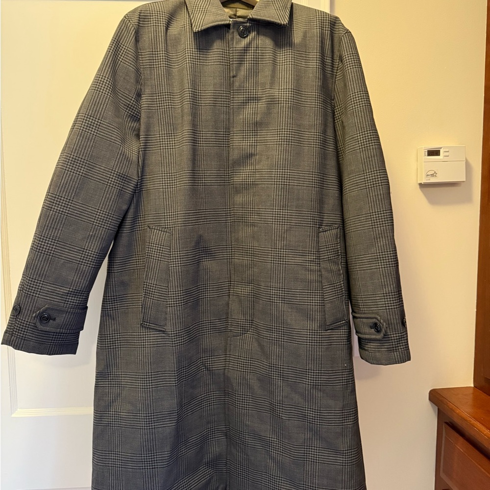 Men's Grey / Black Plaid Coat